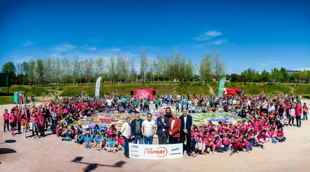 400.000 escolares celebran un Dia de l’Esport para la historia