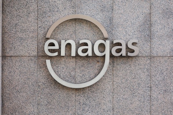Enagás se dispara un 17% por la propuesta de la CNMC para el próximo periodo regulatorio