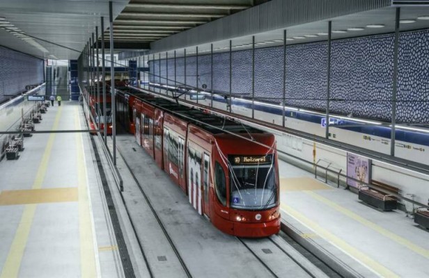 La adaptación del cañón peatonal de la calle Xàtiva para prolongar la L10 costará más de 8 millones