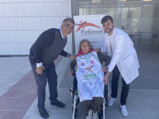 El Amics Castelló realizará una rifa benéfica en favor de la Asociación Contra el Parkinson 