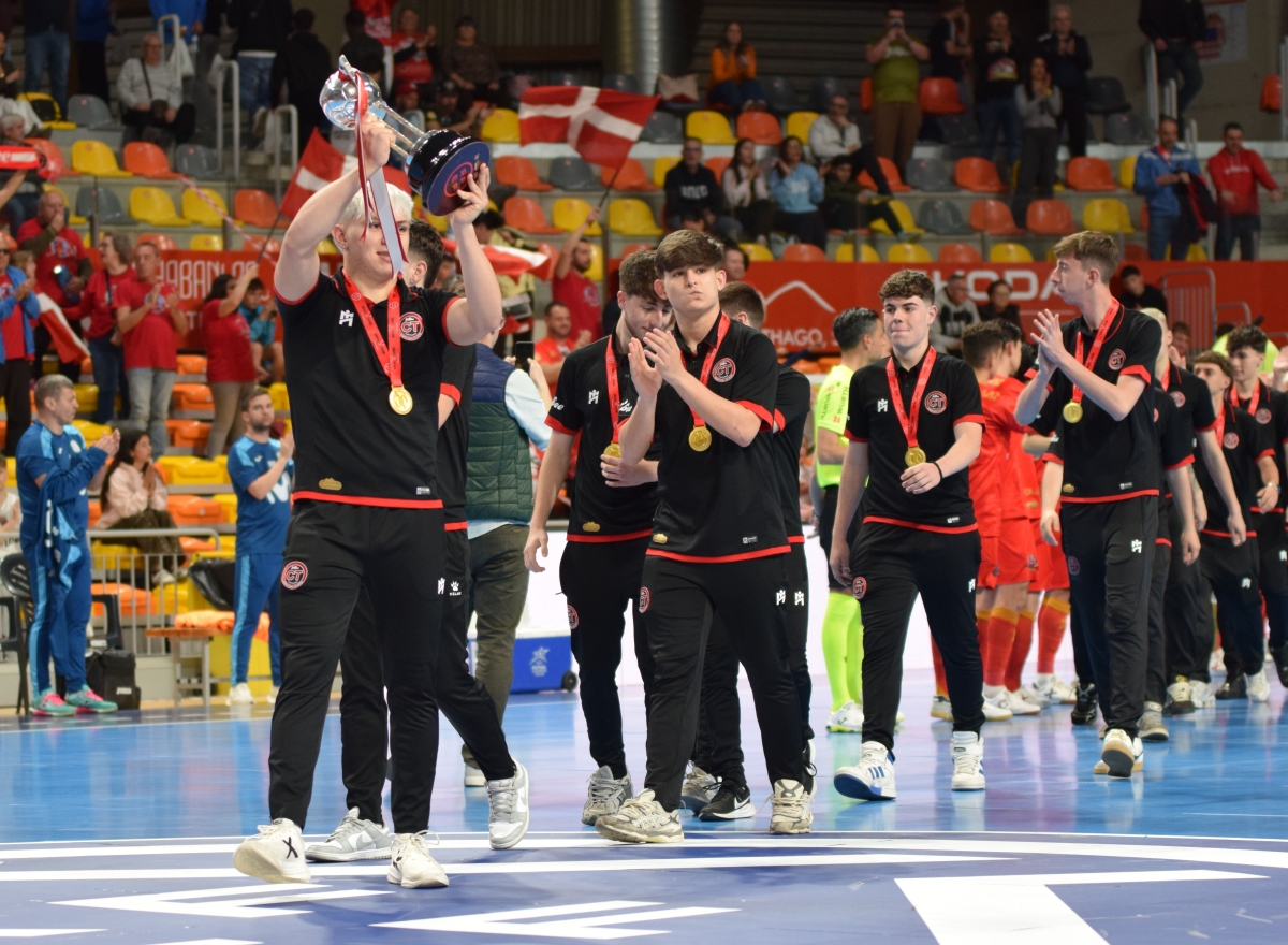  - Foto: JIMBEE CARTAGENA