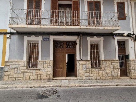 El Campello somete a consulta una ordenanza para regular la conservación de inmuebles y solares 