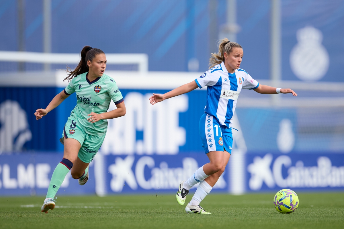 Un gol olímpico penaliza a un intenso Levante ante el Espanyol