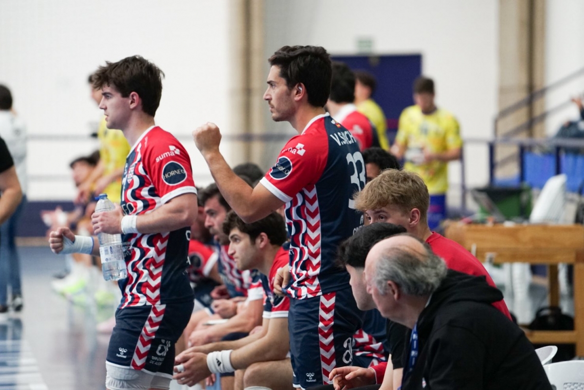 El Horneo EÓN da un salto hacia la permanencia ante el Villa de Aranda (33-31) 