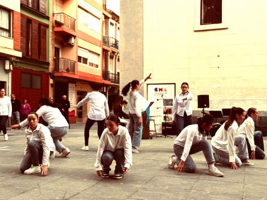 Clases magistrales y talleres: Burriana prepara el Centre de les Arts para las Jornadas Artísticas