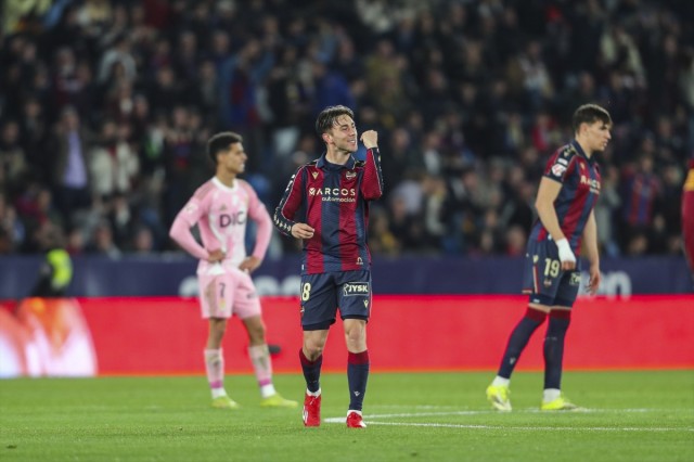 El Levante afronta un abril para agarrarse a la permanencia en Primera