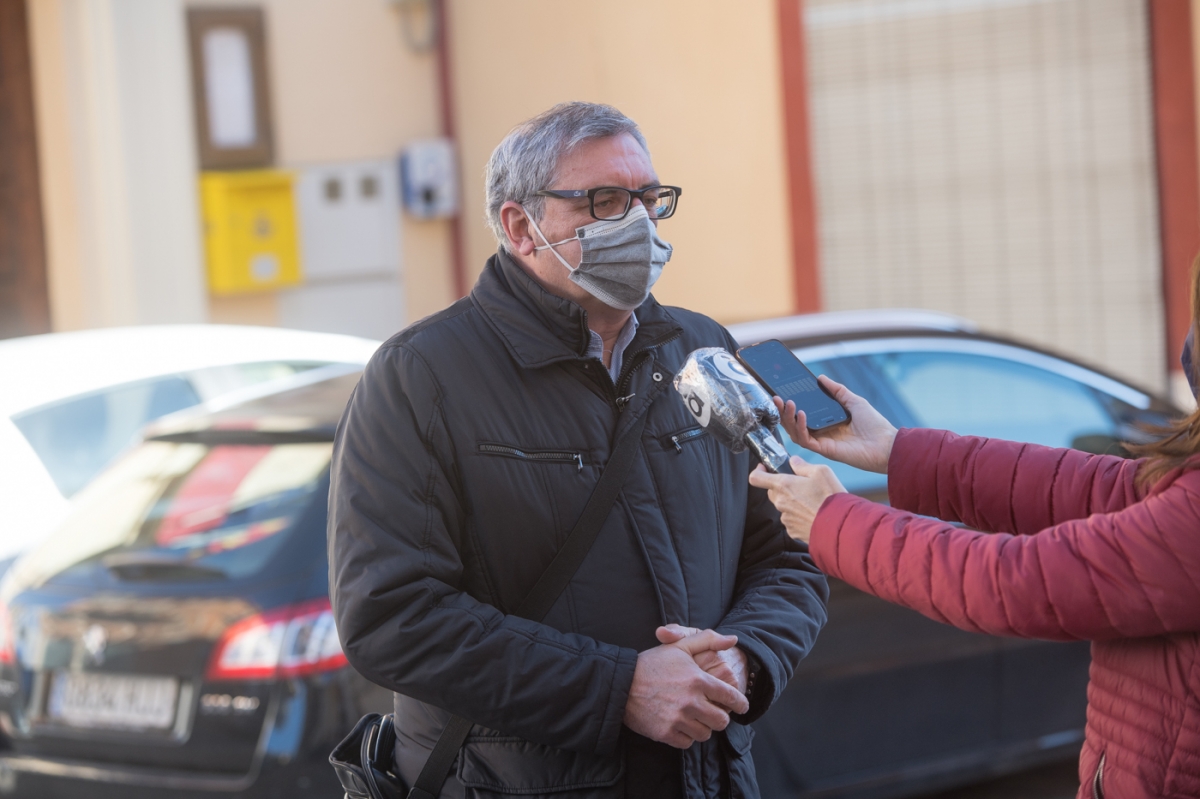 La Fiscalía pide tres años de cárcel para el exalcalde de Agres por seguir cobrando sueldo sin corresponderle