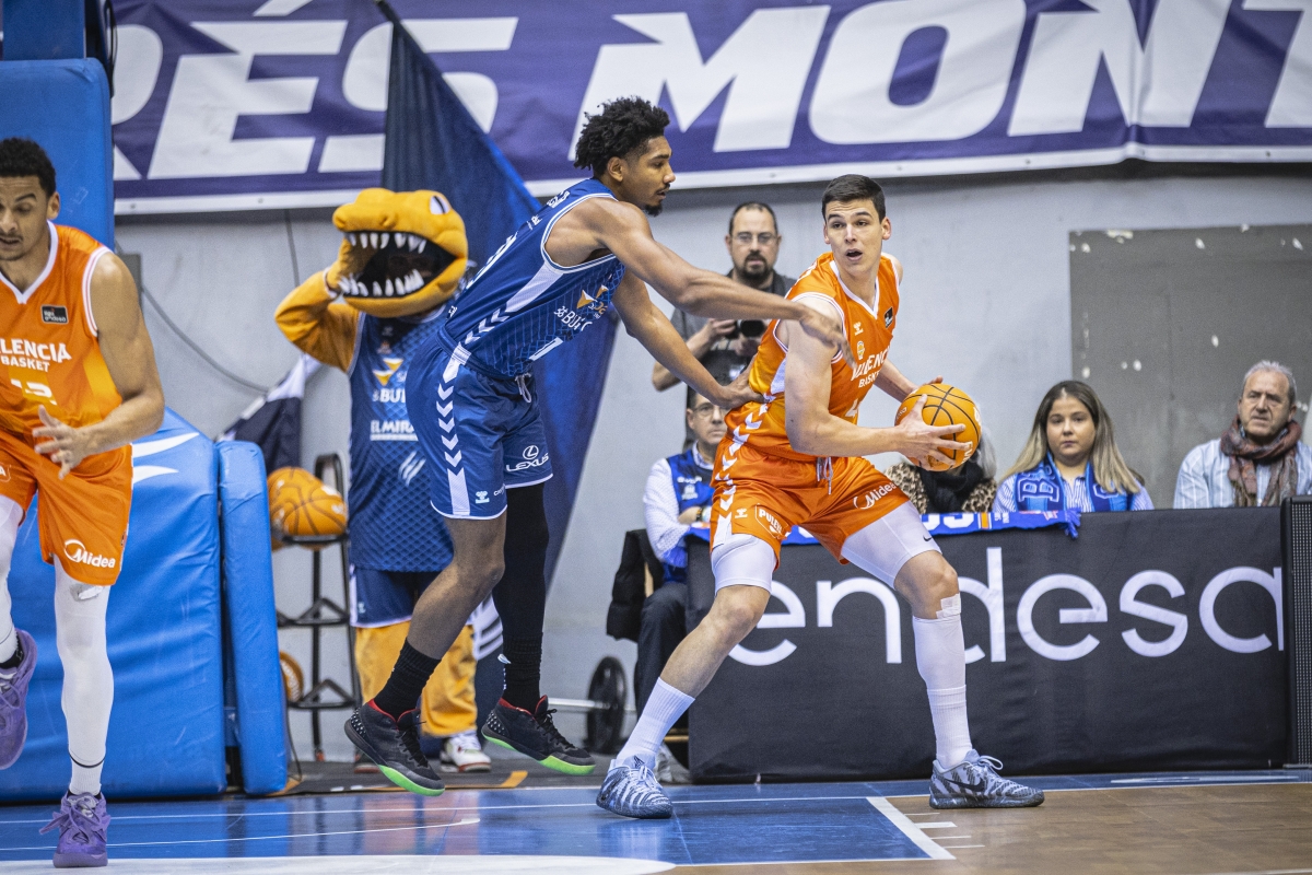 Valencia Basket saca un trabajado triunfo en Burgos tras una semana exigente
