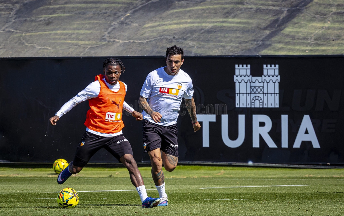 Nueve jugadores se juegan su futuro en el Valencia CF en nueve partidos