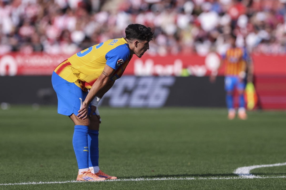 Diego López un año después: de ganar el mejor sub-23 de marzo a perder galones en el Valencia CF