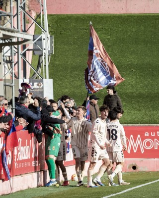 El CD Eldense vuelve a apretar la lucha por el ascenso directo y el Hércules CF pasa a optar a dos plazas de 'play-off'