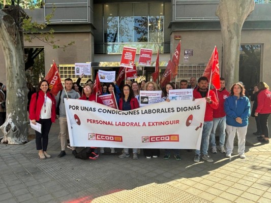 CCOO exige frente a Sanidad 