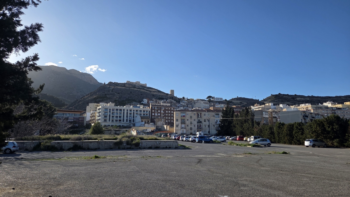 Xixona recupera los terrenos de la antigua fábrica de turrones 'El Almendro' y ya bajara opciones de uso