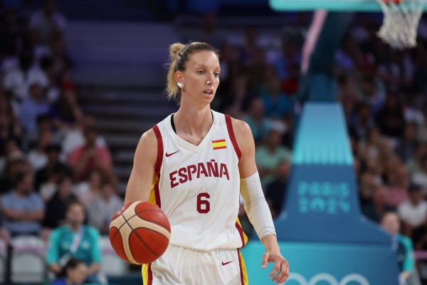 España se vuelve a frenar en los 'malditos' cuartos y la murciana Laura Gil se queda sin medalla