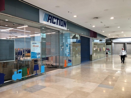 Action alienta la renovación de Puerta de Alicante con su nueva tienda y una veintena de empleados