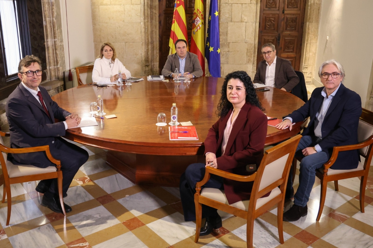 Sindicatos y la CEV reclaman al Consell un escudo social, ayudas al transporte y refuerzo energético