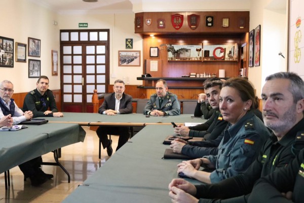 Pineda cierra una ronda de contactos sobre seguridad con Guardia Civil y Policía Nacional
