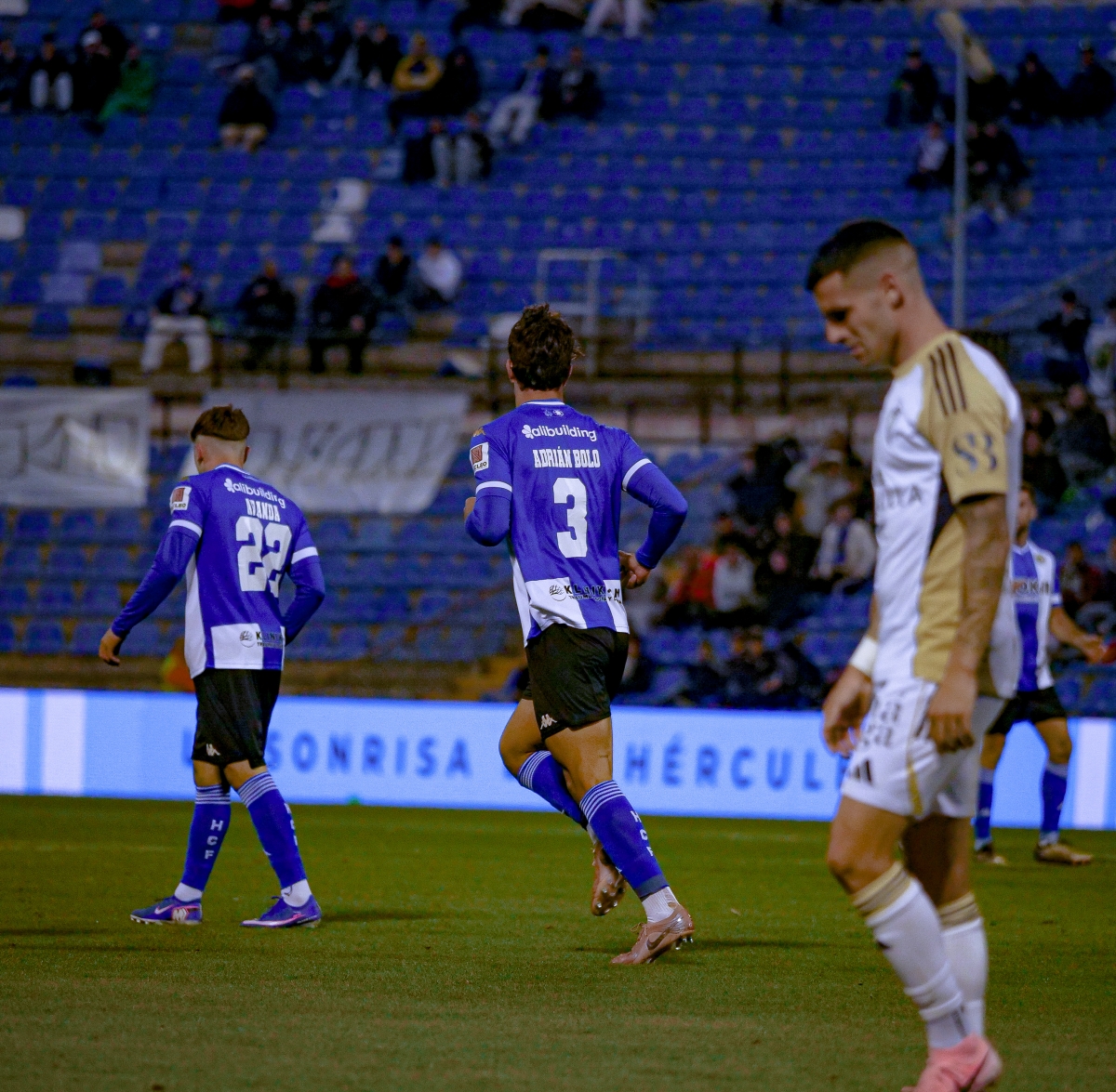 Adrián Bolo en el Rico Pérez