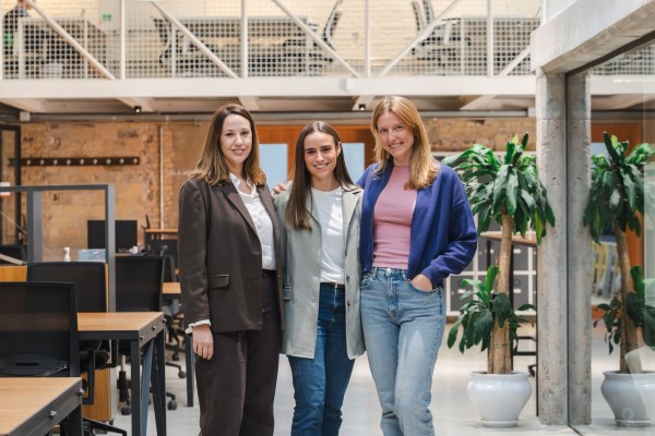 Los proyectos liderados por mujeres que ganan la beca Wayco 2026