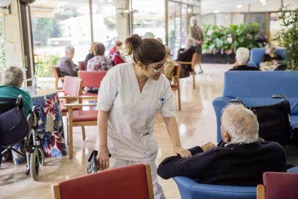 El Colegio de Enfermería de Valencia exige al Consell la creación de plazas de enfermera especialista en geriatría