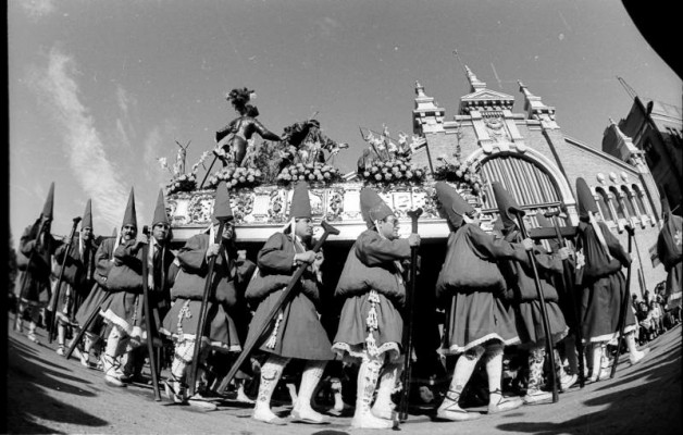 Retratos de la Semana Santa en la Región de Murcia desde finales del XIX: el AGRM reúne fotografías de seis municipios