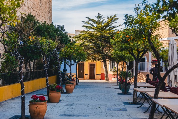 Calp instalará puntos wifi en las plazas del casco  antiguo y otros espacios públicos