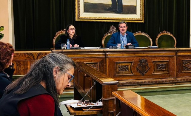 Castelló destaca la colaboración entre la Policía y entes festeros para reducir las incidencias en Magdalena