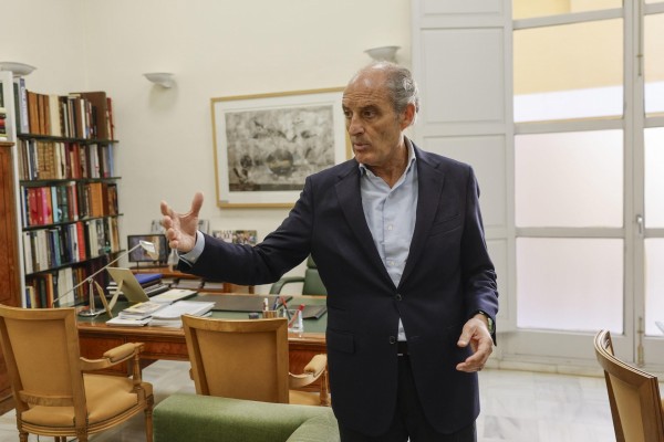 Camps asegura que no ha gastado más de 4.000 euros en combustible y apunta a un uso “no legal” de la tarjeta