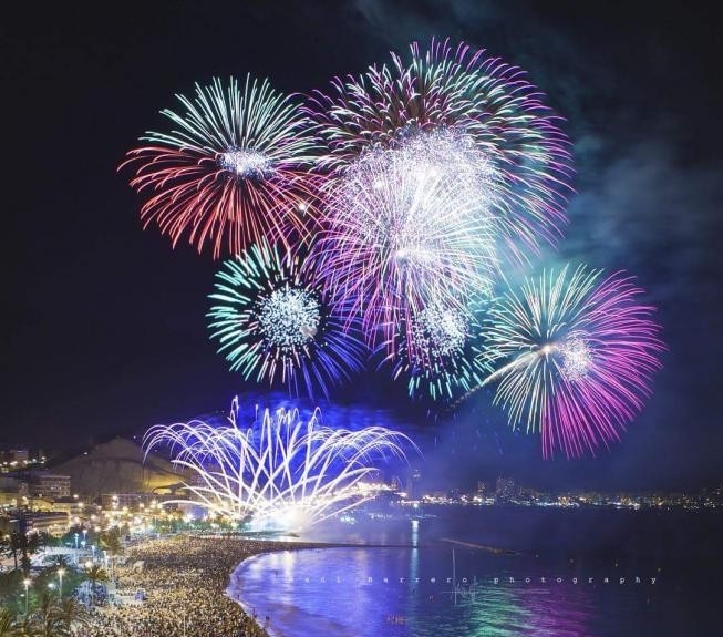 Los castillos de fuegos de Fogueres: Costas pide más informes para autorizar su disparo en El Postiguet