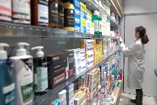 Sanidad estudia el número de nuevas oficinas de farmacia que necesita la Comunitat Valenciana