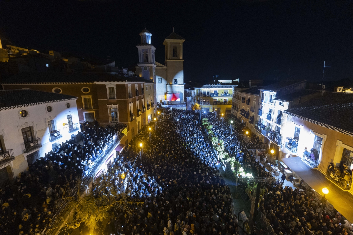 Las imágenes de una vibrante Noche de los Tambores en Mula