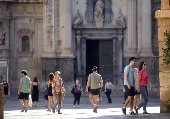 La población de la Región de Murcia vuelve a batir su récord y se afianza como la séptima provincia