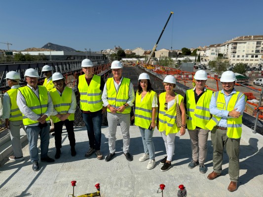 El nuevo viaducto sobre el río Algar del Tram d’Alacant en Altea entrará en servicio a finales de este año