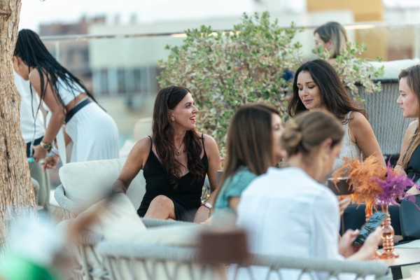 Boga Sky Bar celebra la tercera edición de Boga Blossoms en su rooftop de Playa de San Juan