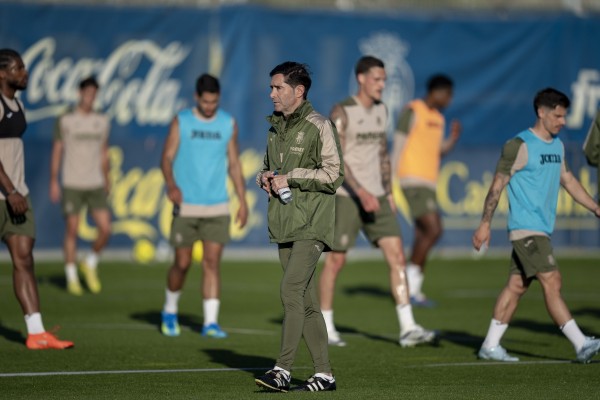 El Villarreal regresa este viernes al trabajo con la vuelta de todos sus futbolistas internacionales
