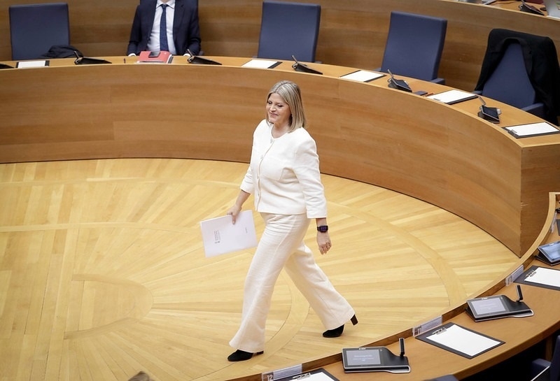 Educación propone un calendario de negociación a sindicatos, que empieza por retribuciones