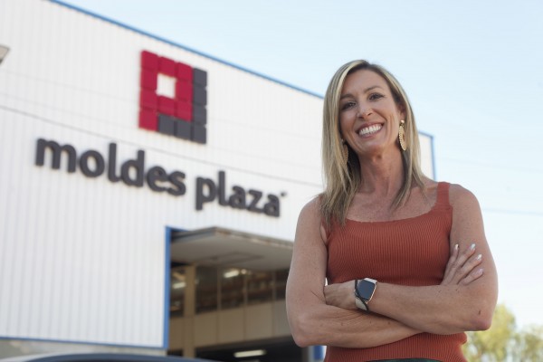 Laura Poyatos (Moldes Plaza): 