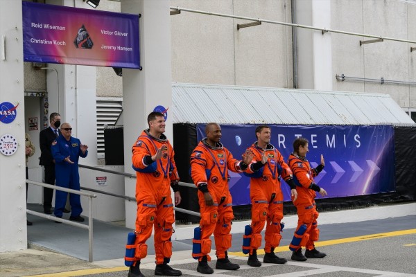 Astronautas de Artemis II comienzan su segunda jornada con ejercicios físicos para minimizar la pérdida muscular