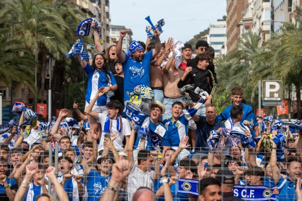 El Hércules rebasa los 9.500 abonados, de los que 3.113 son de nuevo cuño