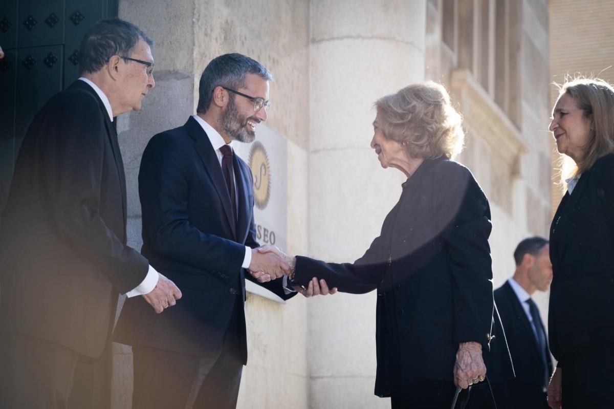 La Reina Sofía ya está en Murcia: visita el Museo Salzillo y la sede de la Cofradía de Nuestro Padre Jesús Nazareno