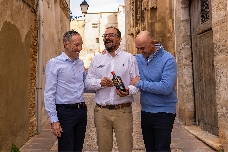 Murviedro: casi un siglo sirviendo tragos desde Requena al mundo