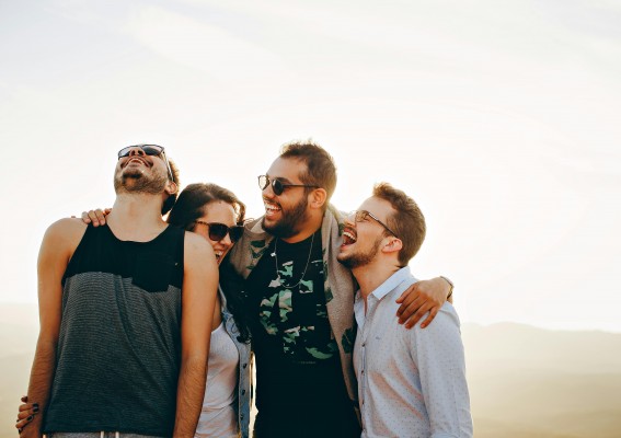 Medio kilo de felicidad, cuarto y mitad de dicha y un centímetro de desgracia