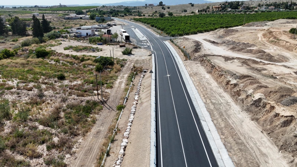 Carretera RM-531 en Alguazas en un tramo renovado y mejorado recientemente - Foto: CARM Carretera RM-531 en Alguazas en un tramo renovado y mejorado recientemente