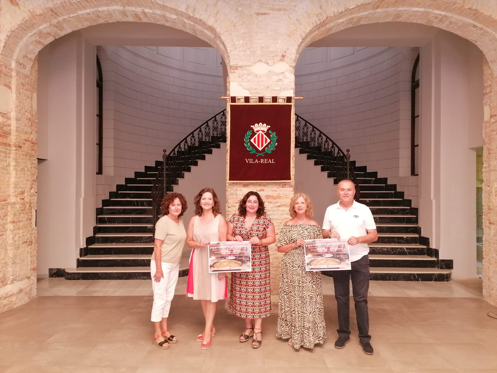 El dinar de la tercera edat de Vila-real incorpora la reserva de plaça per facilitar el control d'aforament