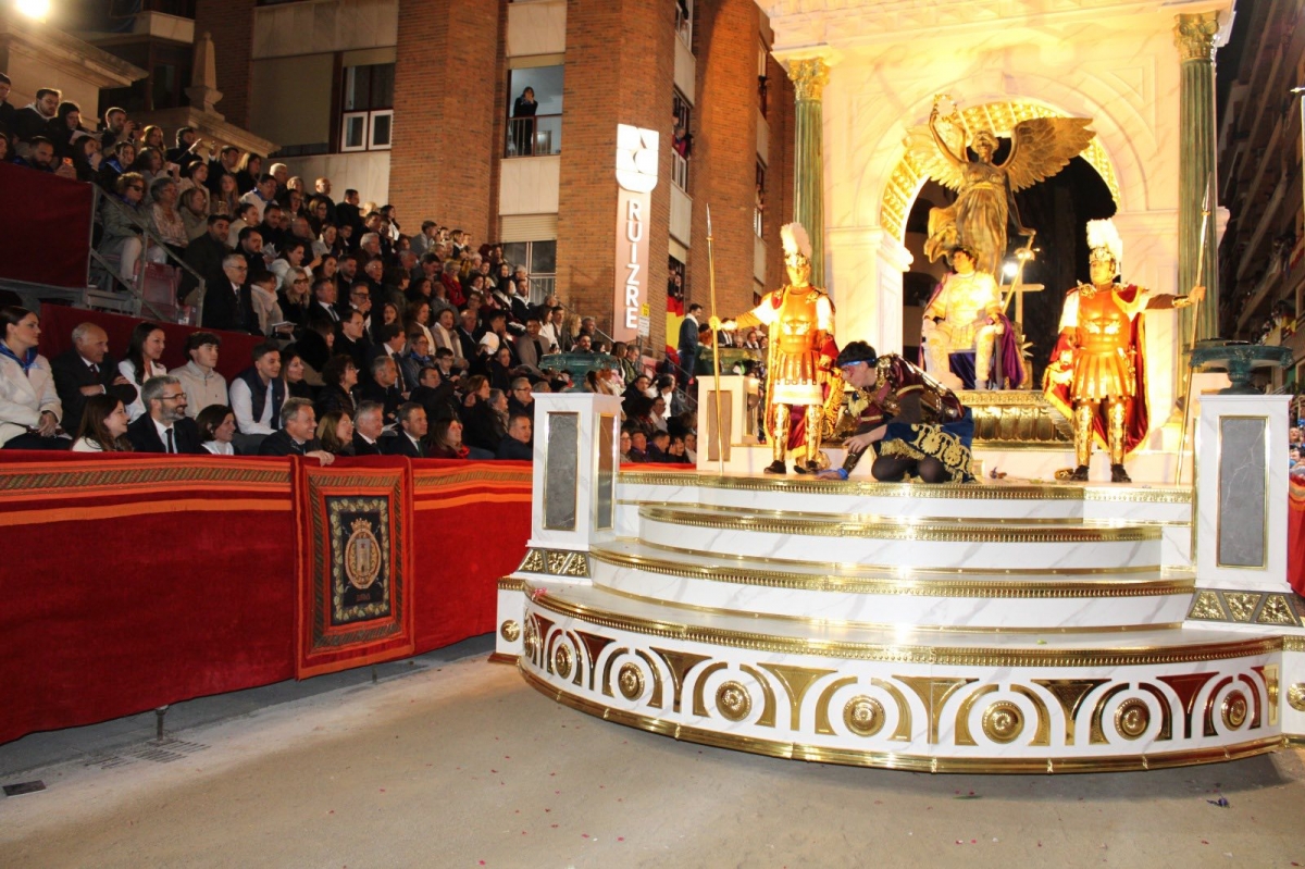 Fotogalería: Lorca vibra con el Cortejo del Viernes Santo, una experiencia única en el mundo