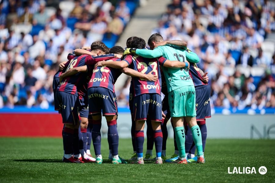 Las notas del Real Sociedad 2-0 Levante UD: Sin respuesta en Anoeta