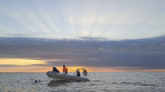 Jorge Crivillés completa la travesía del Río de la Plata