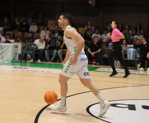 Victoria de autoridad del Amics Castelló en la pista del tercer clasificado