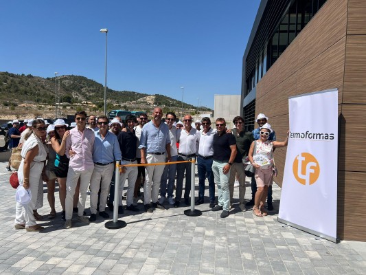 Termoformas inaugura nuevo centro en Castalla con capacidad para fabricar más de 500 millones de envases al año