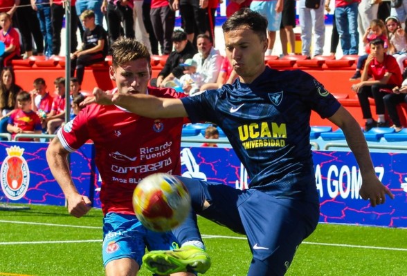 Minera, UCAM, que cede el liderato, y Águilas son segundo, tercero y cuarto en Segunda RFEF